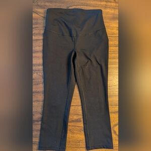 Old Navy Maternity Capri